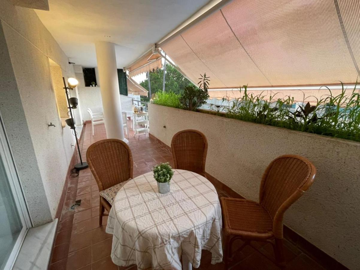 Amazing Apartment For Families Up To 6 Persons Benalmadena Bagian luar foto