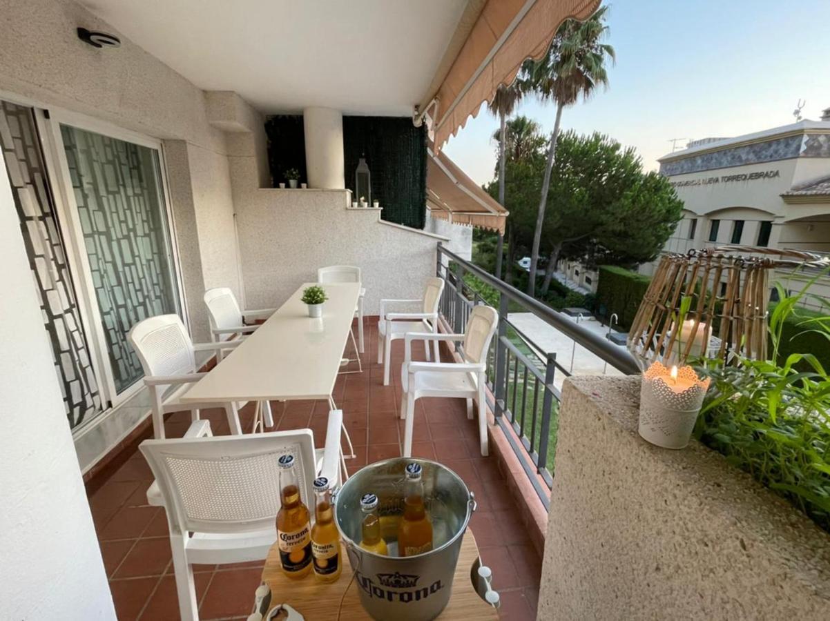 Amazing Apartment For Families Up To 6 Persons Benalmadena Bagian luar foto