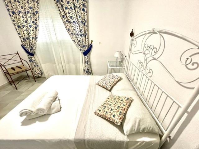 Amazing Apartment For Families Up To 6 Persons Benalmadena Bagian luar foto