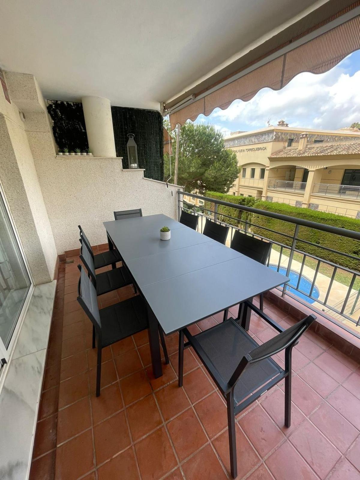 Amazing Apartment For Families Up To 6 Persons Benalmadena Bagian luar foto